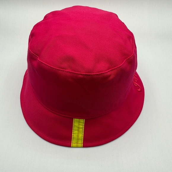 Soflo Reversible Bucket hat with repurposed kite stripe - Picture 5 of 5